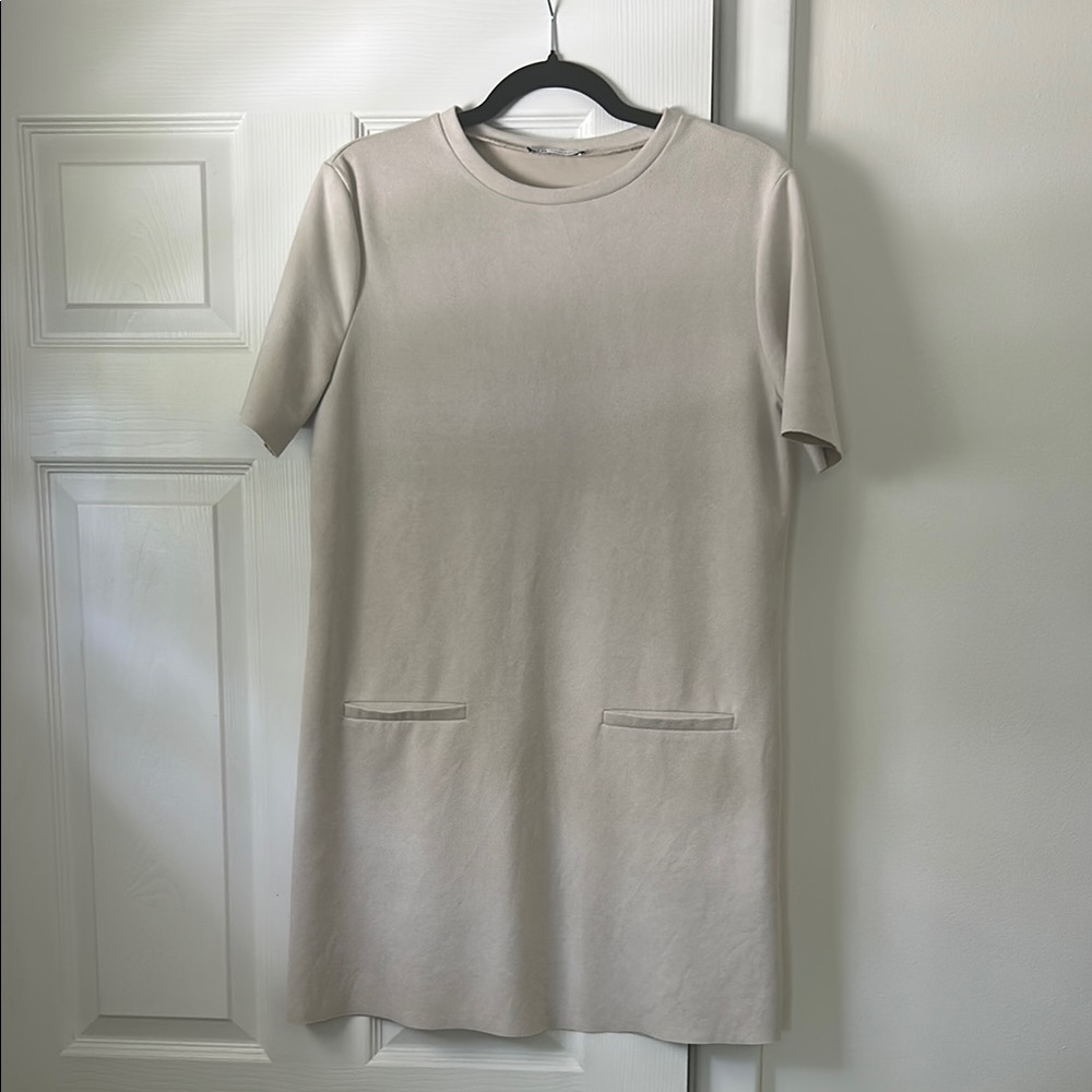 Zara Cream Sheath Mini Dress Short Sleeve Crew Neck